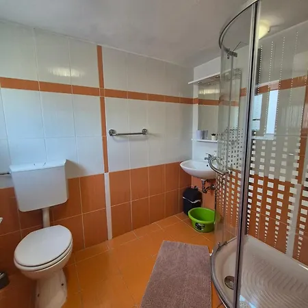 Small For Two Апартаменты Рабац